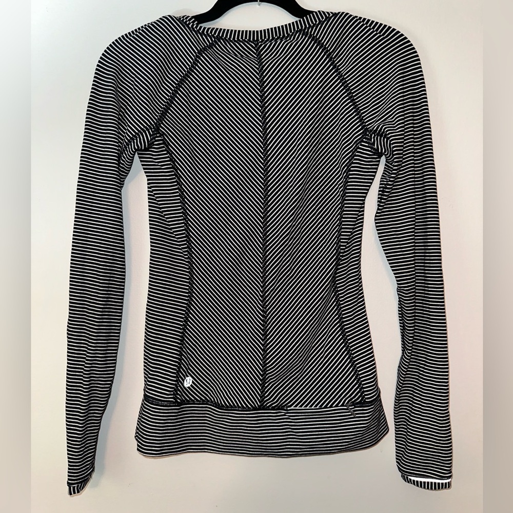 Lululemon Race Your Pace Long Sleeve
Stripe Heathered Angel WHITE BLACK SZ 4 - Picture 4 of 5